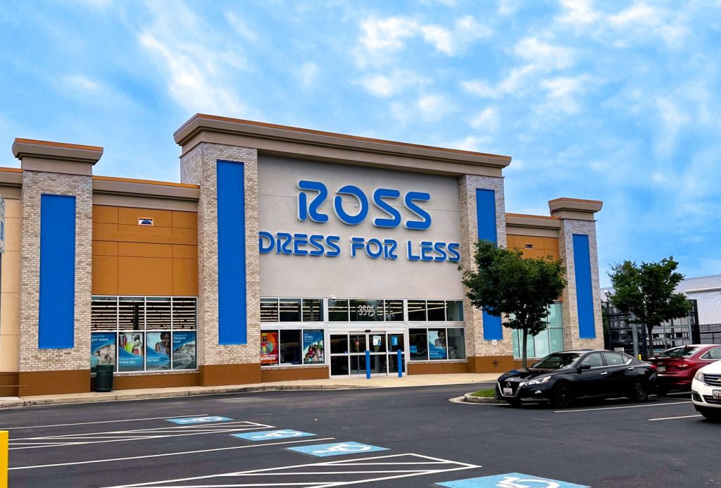 Ross Dress For Less Store Exterior Stock Photo - Download Image Now - Ross  Stores, Agreement, Beauty Product - iStock